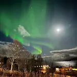 Country On Kvaloya, Hot Tube, Northern Lights, Near *