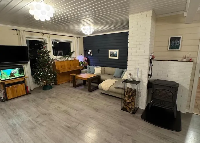 Country Villa On Kvaloya, Hot Tube, Northern Lights, Near Tromso Villa