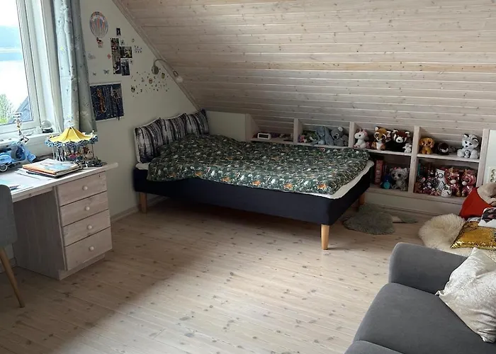 Country Villa On Kvaloya, Hot Tube, Northern Lights, Near Tromso 빌라